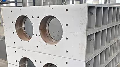 Robust Structure: High-strength design for superior wear and impact resistance.